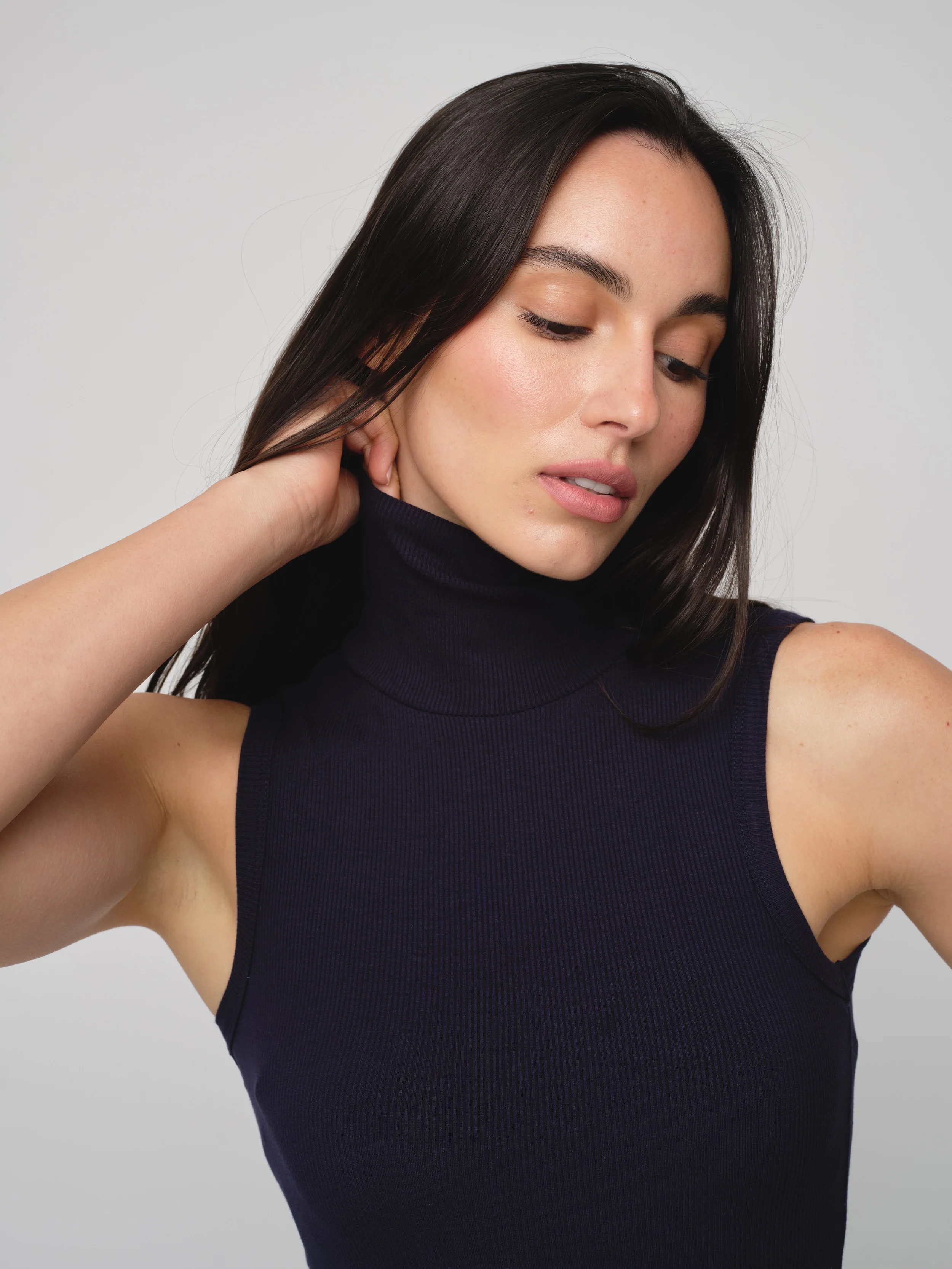 Basic Soft Rib Mockneck Tank Top - Image 4