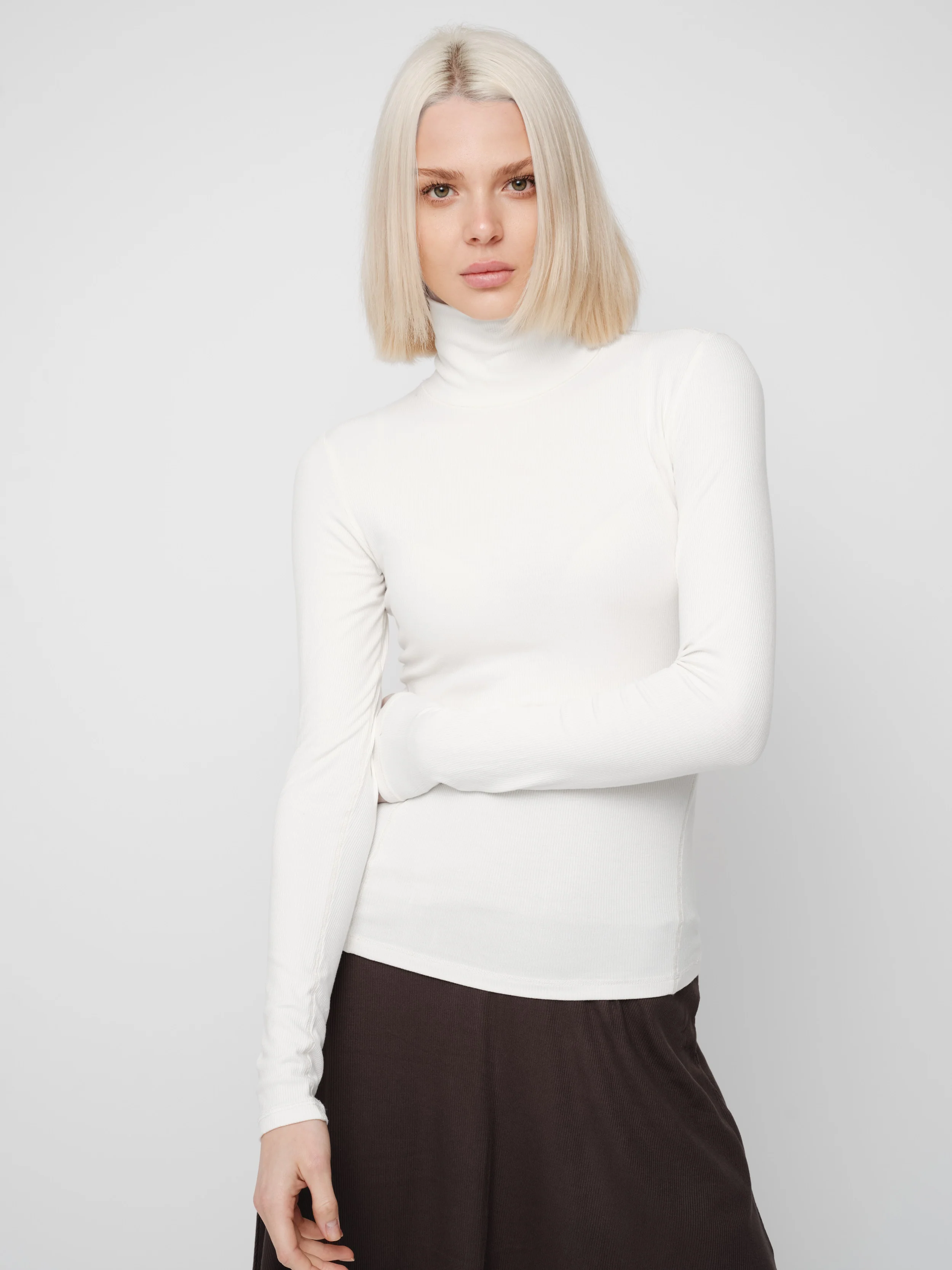 Basic Soft Rib Mockneck Top - Image 3