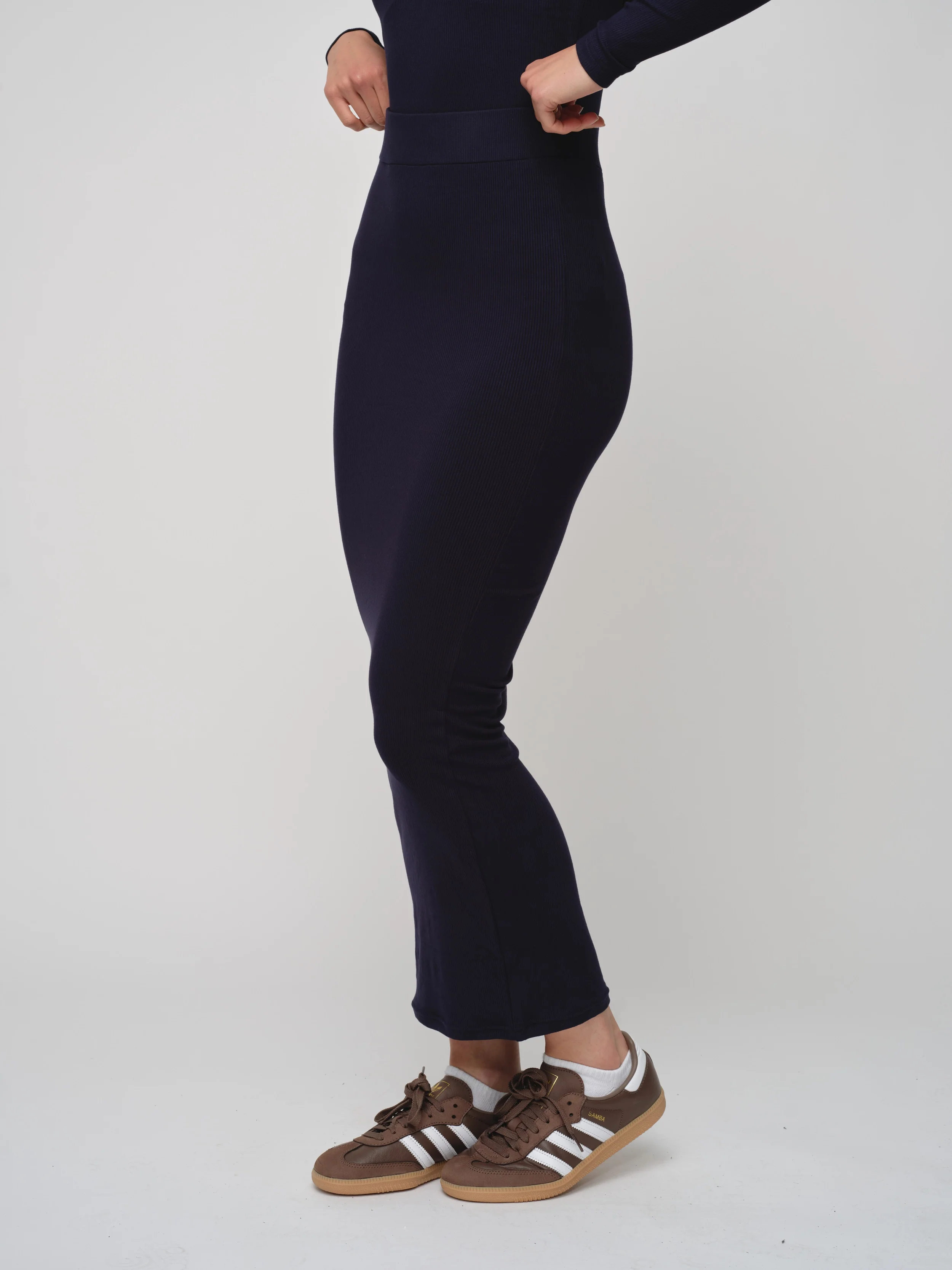 Basic Soft Rib Tube Midi Skirt - Image 3