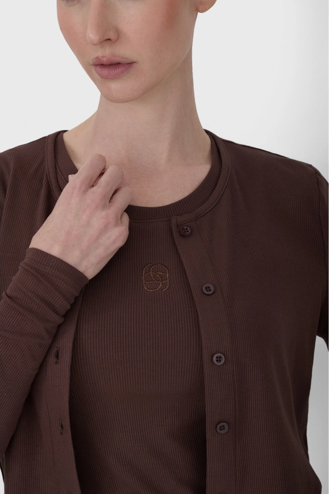 Ribbed Cropped Cardigan - Image 16