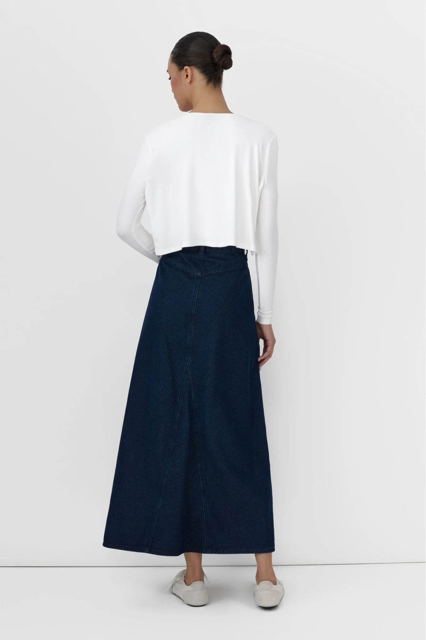 Ribbed Cropped Cardigan - Image 25