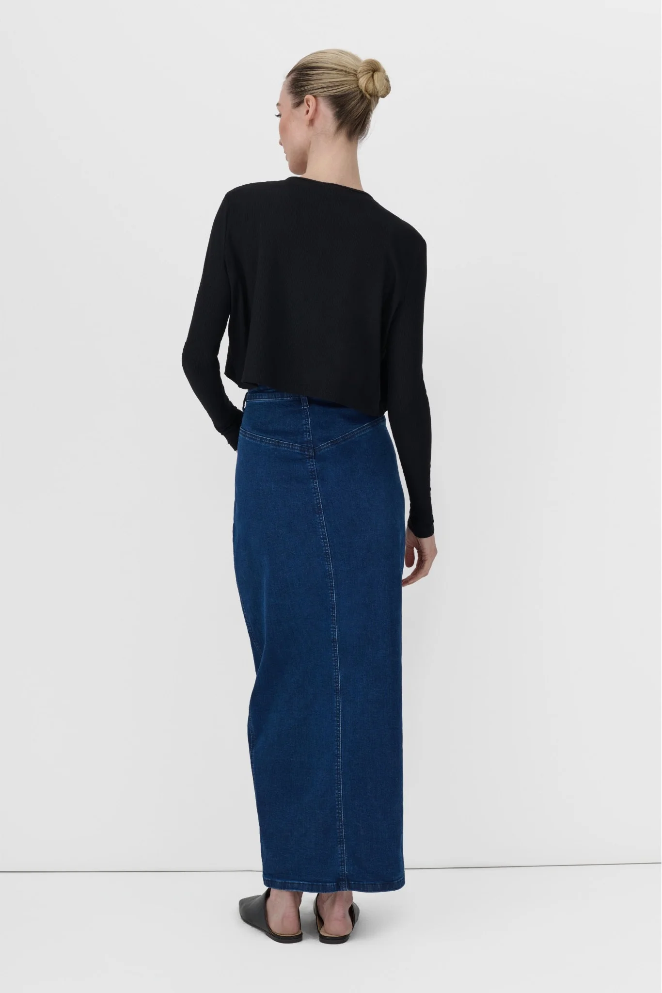 Ribbed Cropped Cardigan - Image 9